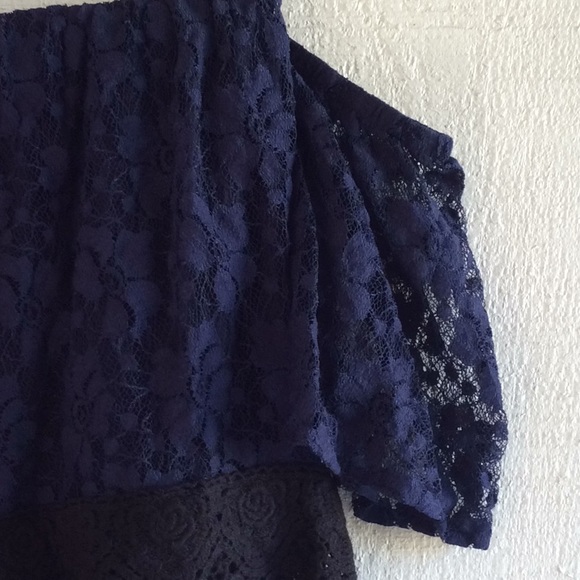 Misa Los Angeles Lillian lace off the shoulder top - Picture 4 of 12